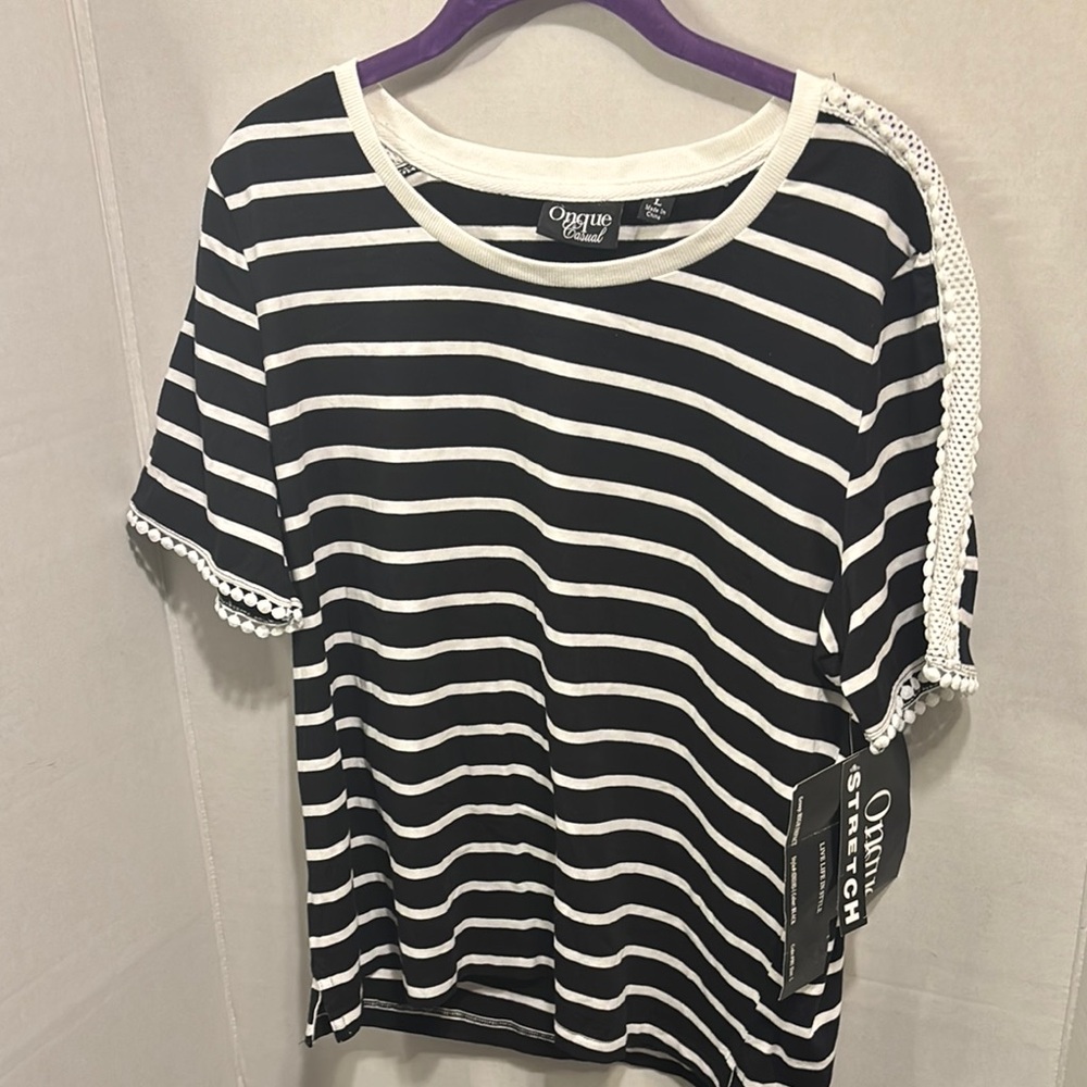 Onque casuals Women's Black and White Striped Top size Large